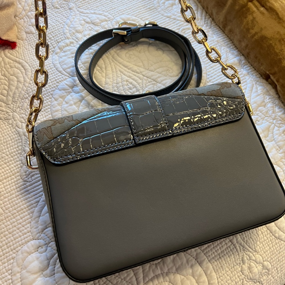 Michael Kors Leopard Print and Gray Shoulder Bag - Picture 2 of 4